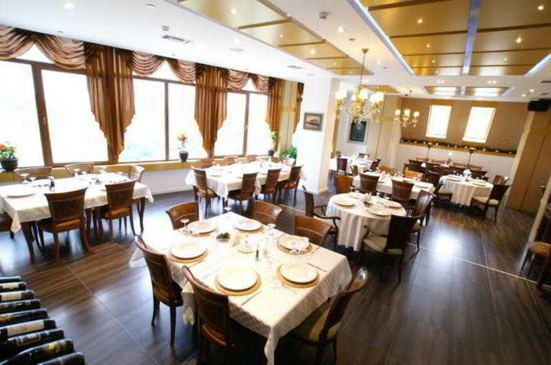 Hotel Dardha Zewnętrze zdjęcie